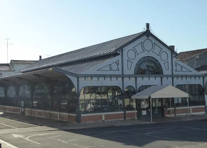 Bed & Breakfast Bienvenue A La Fremigere 3*