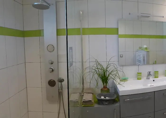 Bienvenue A La Fremigere 3*